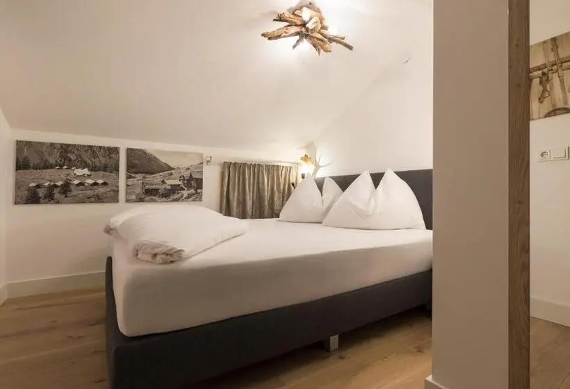 ４ベッドルームハウス, Aparthotel Herzblick Gmbh