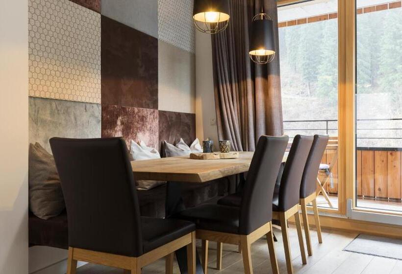 דירת חדר עם טרסה, Aparthotel Herzblick Gmbh