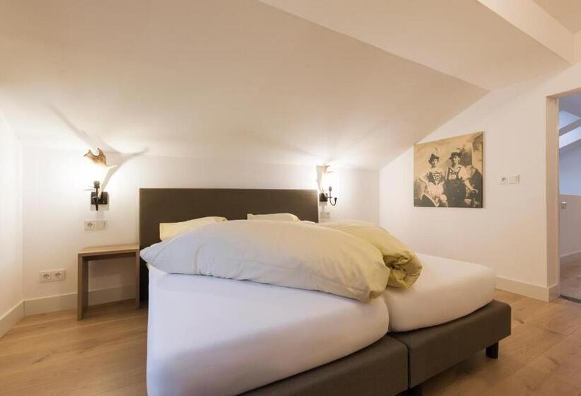 Дом 4 Спальни, Aparthotel Herzblick Gmbh