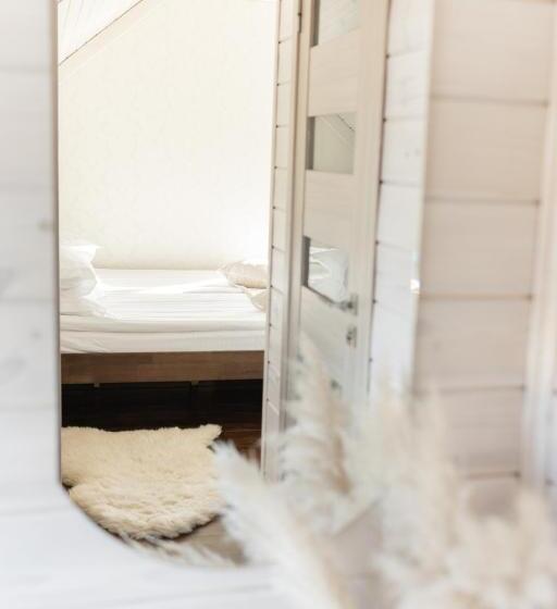 اتاق استاندارد با بالکن, Guest House