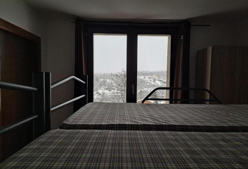 חדר סטנדרט לארבעה, Albergue De Benabarre Calumet