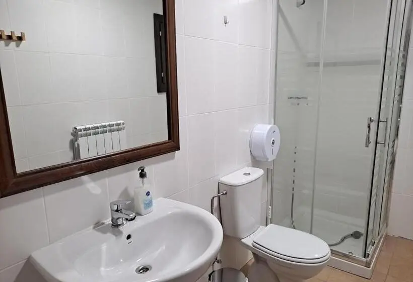 スタンダード4人部屋, Albergue De Benabarre Calumet