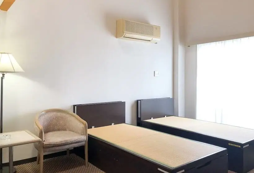 スタンダード４人部屋, & Renta Car 660 Nachi   Katsuura