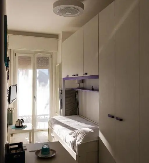 Standard Yhden Hengen Huone, Affittacamere Simotta