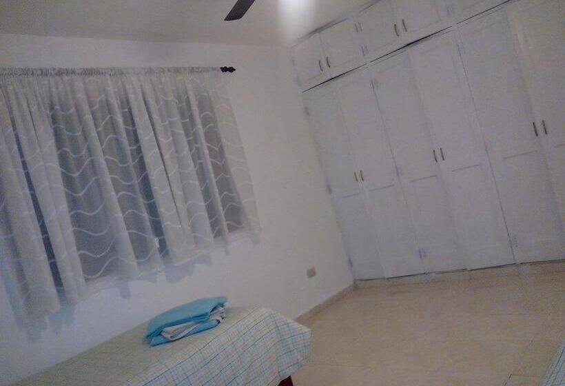 Апартаменты 3 Спальни, Posada Dilia Del Alba