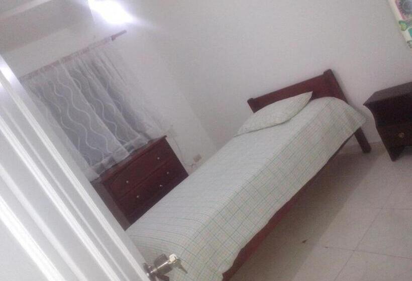 Апартаменты 3 Спальни, Posada Dilia Del Alba