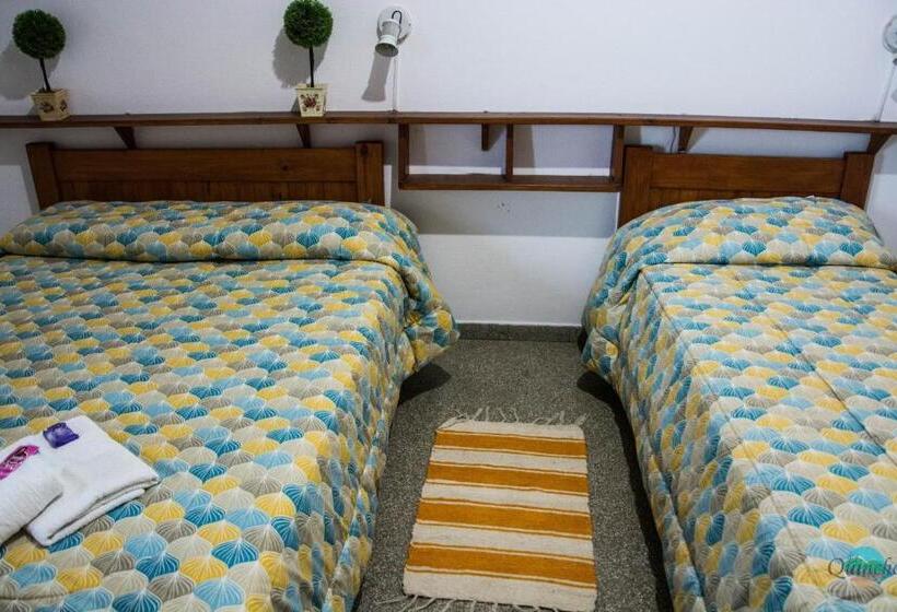 اتاق استاندارد سه نفره, El Quincho