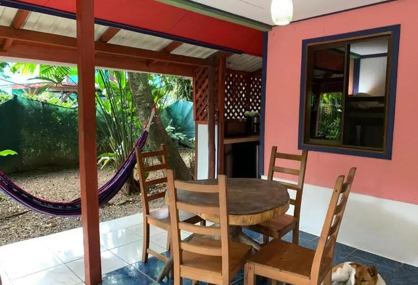Perhebungalow, Brigitte S Ranch