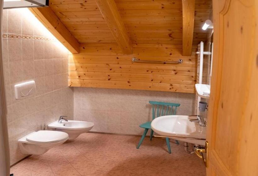 דירת חדר, Ganoihof Apartments