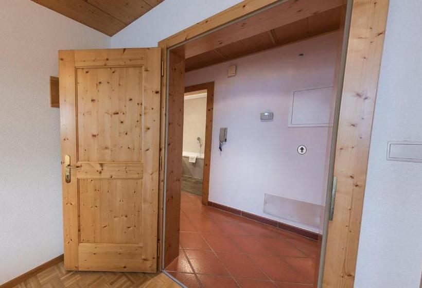 דירת שני חדרים, Tratterhof Mountain Sky