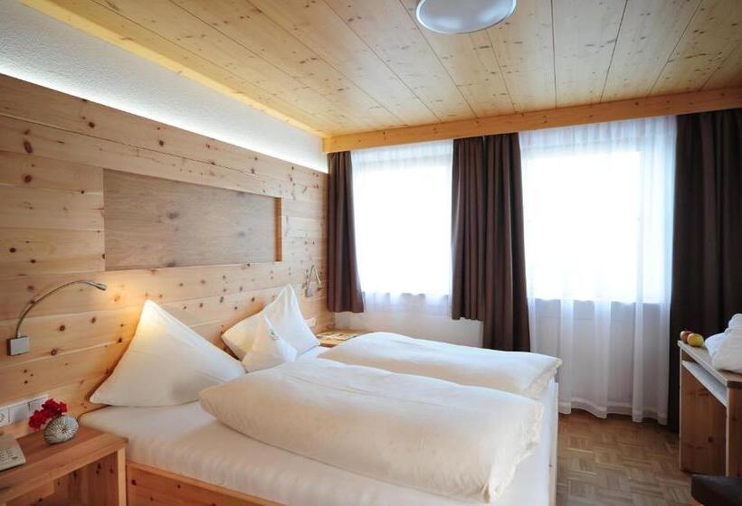 דירת שני חדרים, Tratterhof Mountain Sky