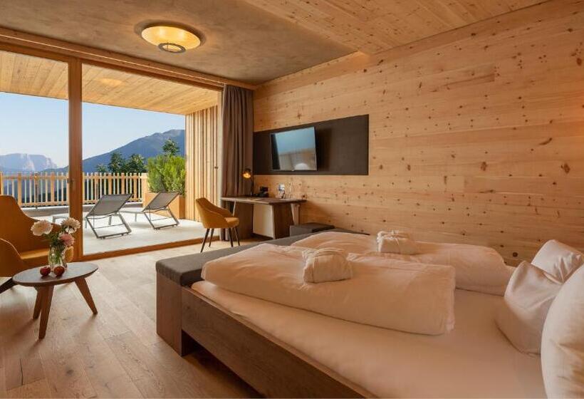 סוויטה דלוקס, Tratterhof Mountain Sky