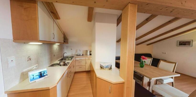 דירת חדר, Tratterhof Mountain Sky