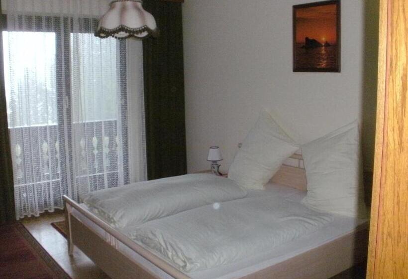 Апартаменты 3 Спальни, Alpengasthaus Gießlhütte