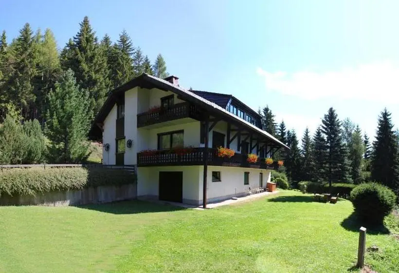 ３ベッドルームアパートメント, Alpengasthaus Gießlhütte