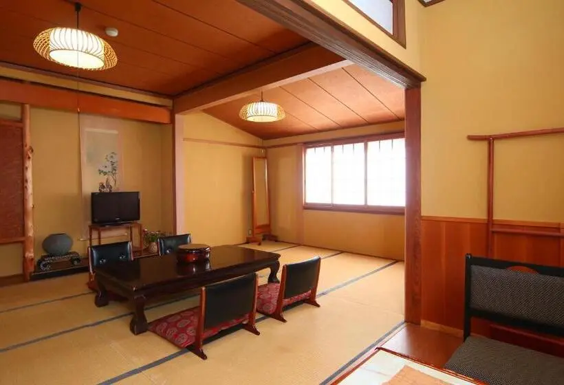 浴室共有ファミリールーム, Chitosekan