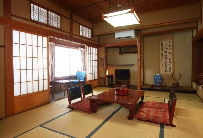 スタンダード４人部屋, Chitosekan