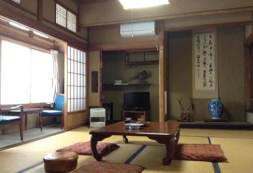 スタンダード４人部屋, Chitosekan