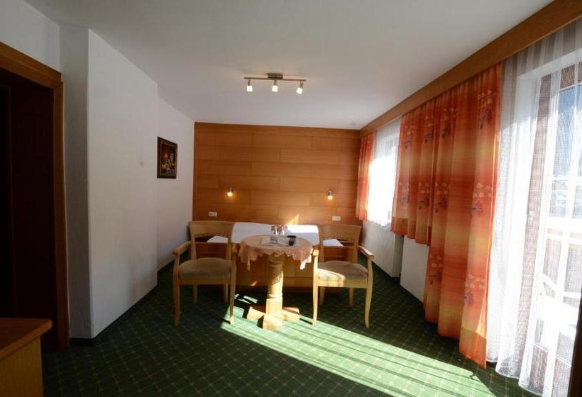 اتاق استاندارد با بالکن, Haus Monika Und Haus Claudia