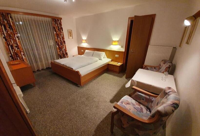 Номер Стандарт с Балконом, Haus Monika Und Haus Claudia