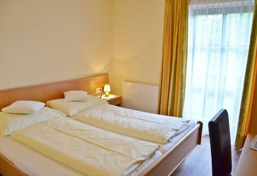 スタンダードルーム, Hoferbauergut