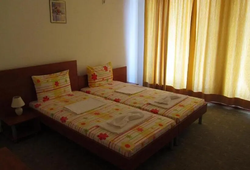 اتاق استاندارد با بالکن, Lilia Guest House