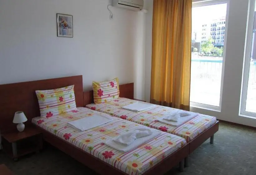 اتاق استاندارد با بالکن, Lilia Guest House
