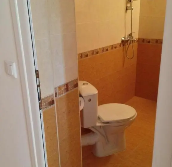 استودیو استاندارد با تراس, Lilia Guest House