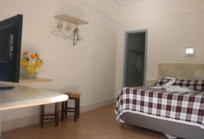 스탠다드 자쿠지 룸, Pousada Arco íris