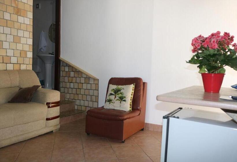 샬레, Pousada Arco íris