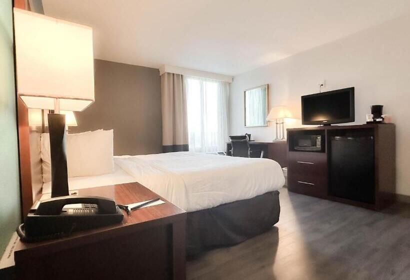 Номер Deluxe Кровать Кинг, Comfort Inn & Suites Kissimmee By The Parks