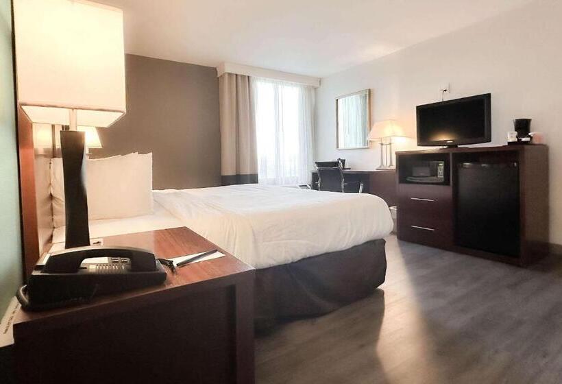 Quarto Deluxe Cama King, Comfort Inn & Suites Kissimmee By The Parks