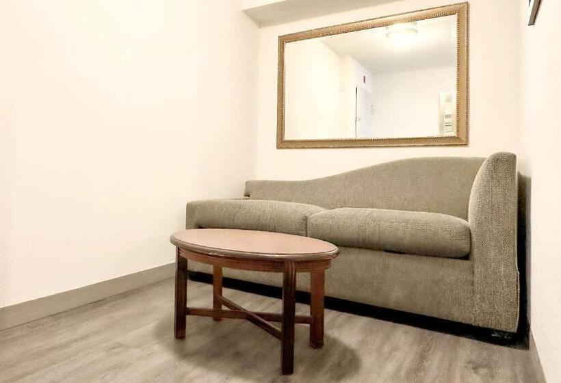 Quarto Deluxe, Comfort Inn & Suites Kissimmee By The Parks