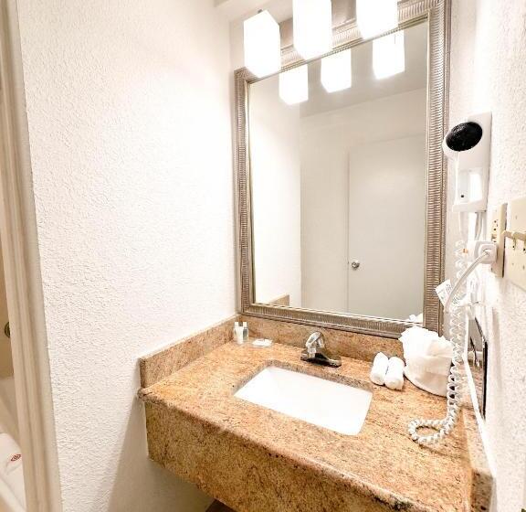 Семейный Номер, Comfort Inn & Suites Kissimmee By The Parks