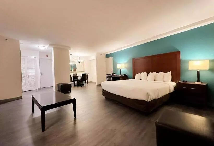 سوییت سوپریور, Comfort Inn & Suites Kissimmee By The Parks