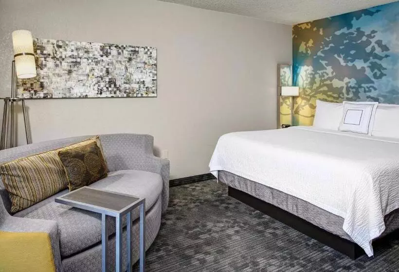 Standard-huone King-vuode, Courtyard By Marriott Cleveland Westlake
