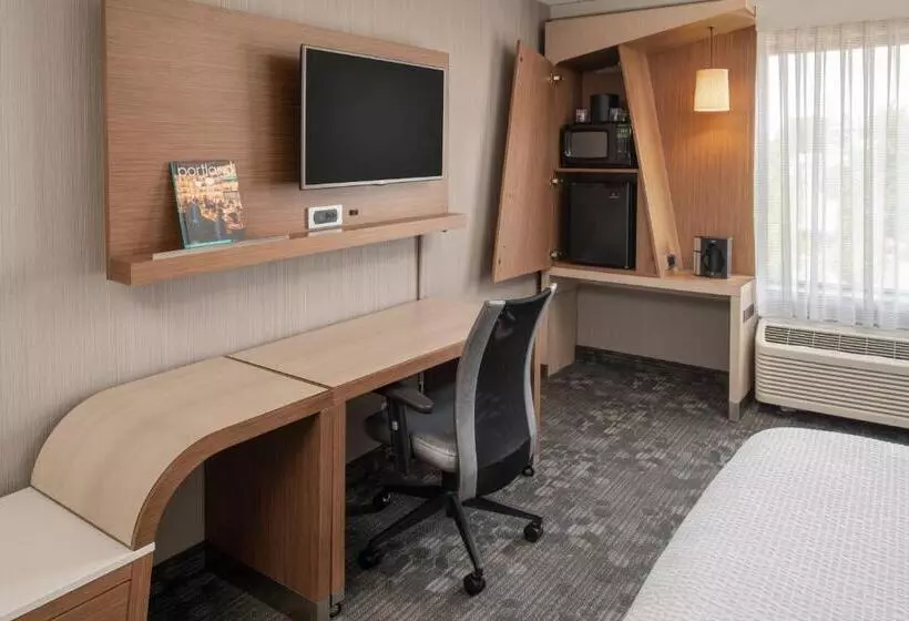 اتاق استاندارد با تخت بزرگ, Courtyard By Marriott Portland Airport