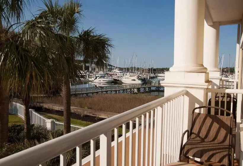 キングサイズベッドのスタンダードルーム, Courtyard Charleston Waterfront