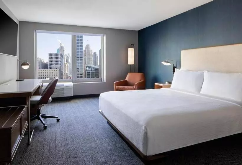 身障者適用キングサイズベッドルーム, Courtyard By Marriott Chicago Downtown/river North