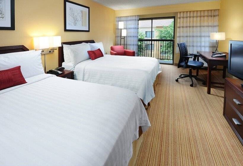 Номер Стандарт 2 Двуспальные Кровати, Courtyard By Marriott Houston Hobby Airport