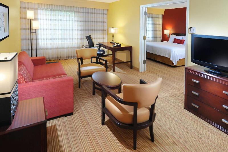 Люкс, Courtyard By Marriott Houston Hobby Airport