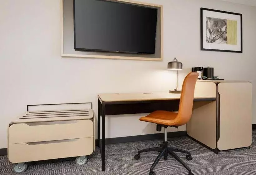 バルコニー付スイート, Courtyard By Marriott Indianapolis South