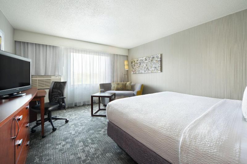 Quarto Standard Cama King, Courtyard Mishawaka University Area