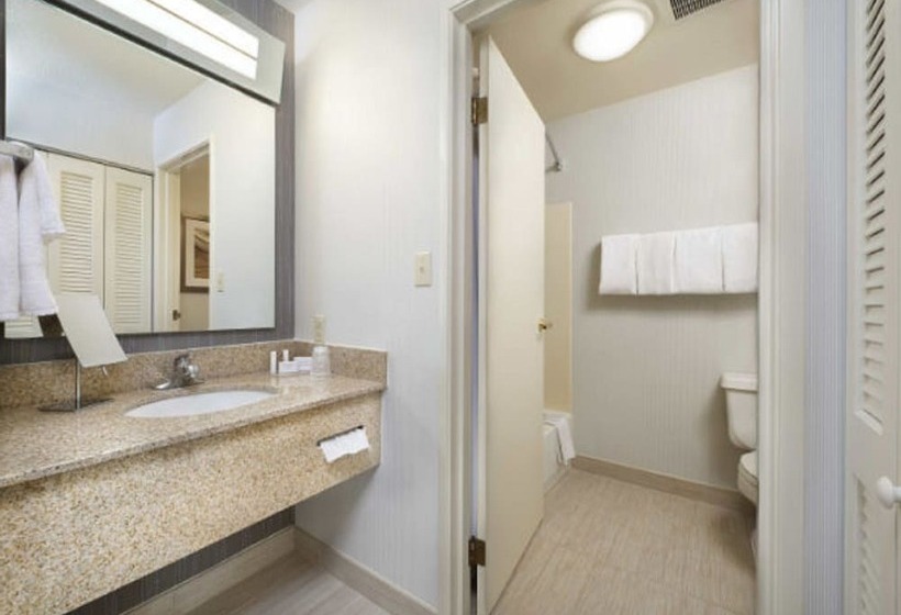 اتاق استاندارد با 2 تخت دوبل, Courtyard Mishawaka University Area