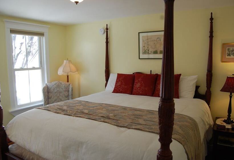 جناح غرفتين نوم, Cranmore Inn