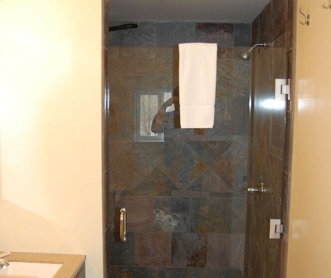 غرفة ديلوكس سرير كينج, Cranmore Inn