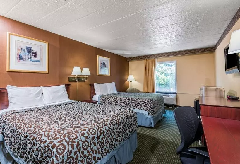 اتاق استاندارد با 2 تخت دوبل, Days Inn By Wyndham Pittsburgh