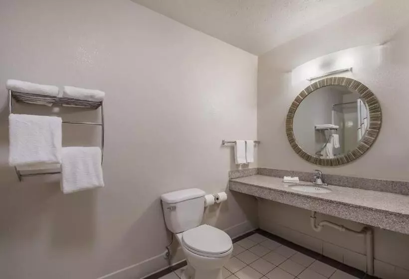 障害者適応デラックスルーム, Red Roof Inn Crossville