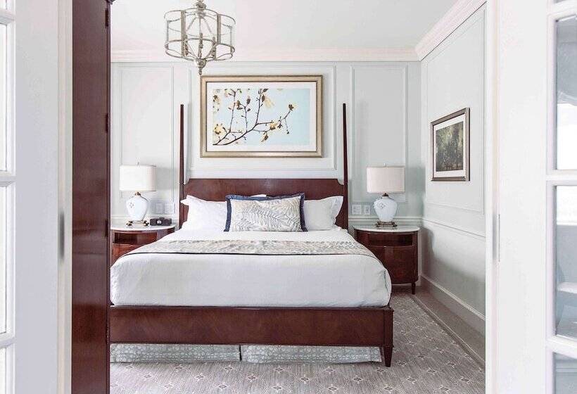 スイート, The Charleston Place