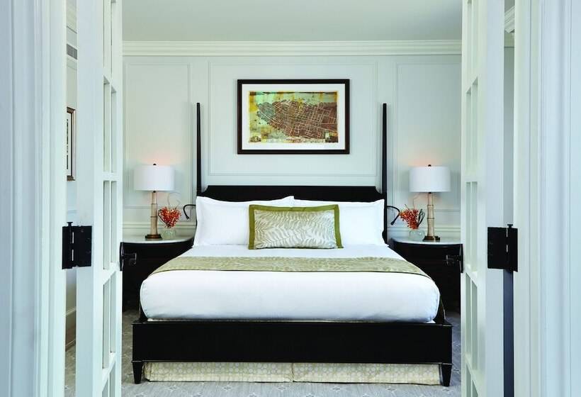 スイート, The Charleston Place